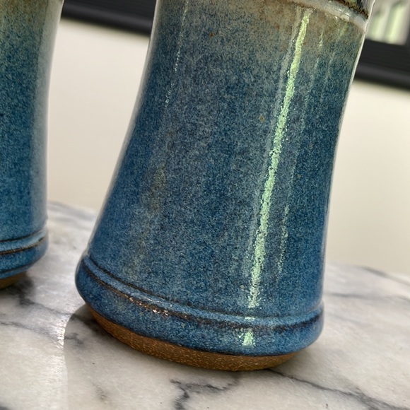 🦋3 Glazed Pottery Vases🦋 - Picture 5 of 7